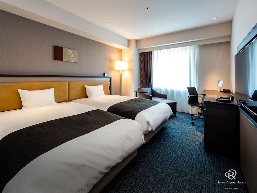 STANDARD, TWIN BEDS, SMOKING