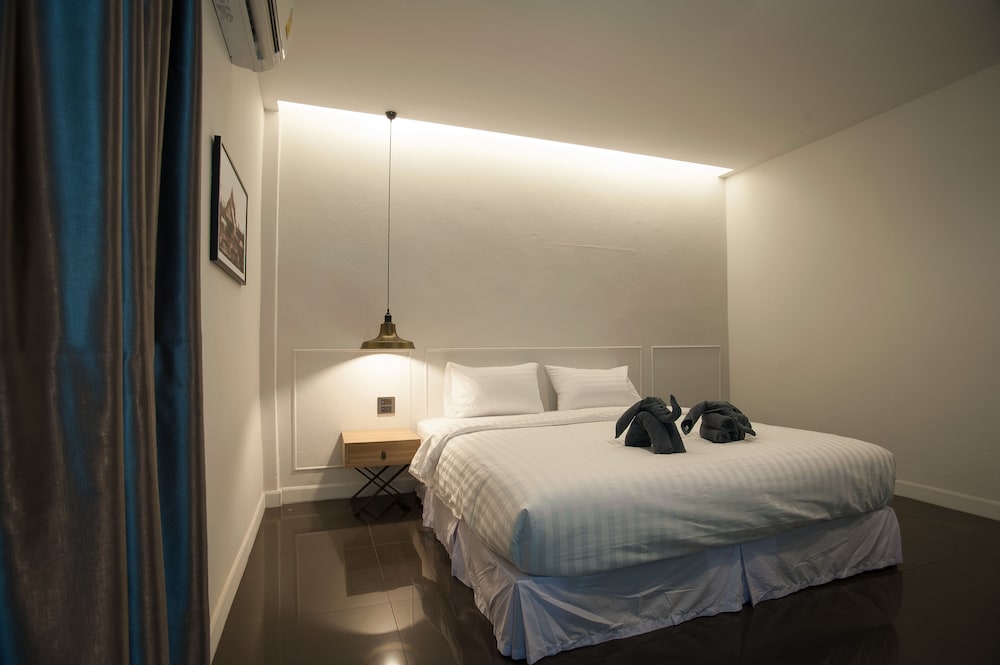 Lumluek Boutique Resort 10/25
