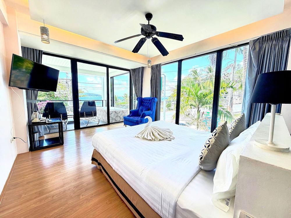 Phuket Moonlit Patong Bay Hideaway Hotel 17/50