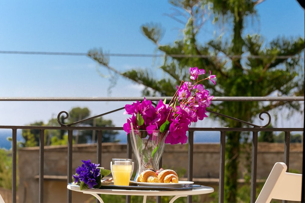Hotel Achibea 14/50