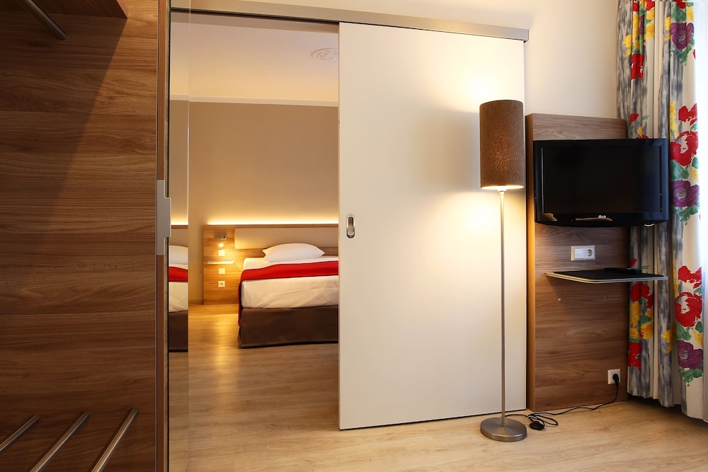 Hotel Konigshof am Funkturm Business 7/50