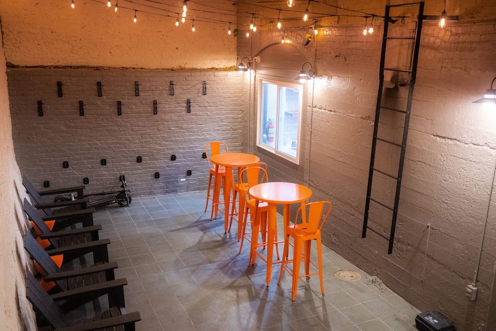 Amsterdam Hostel San Francisco 50/63