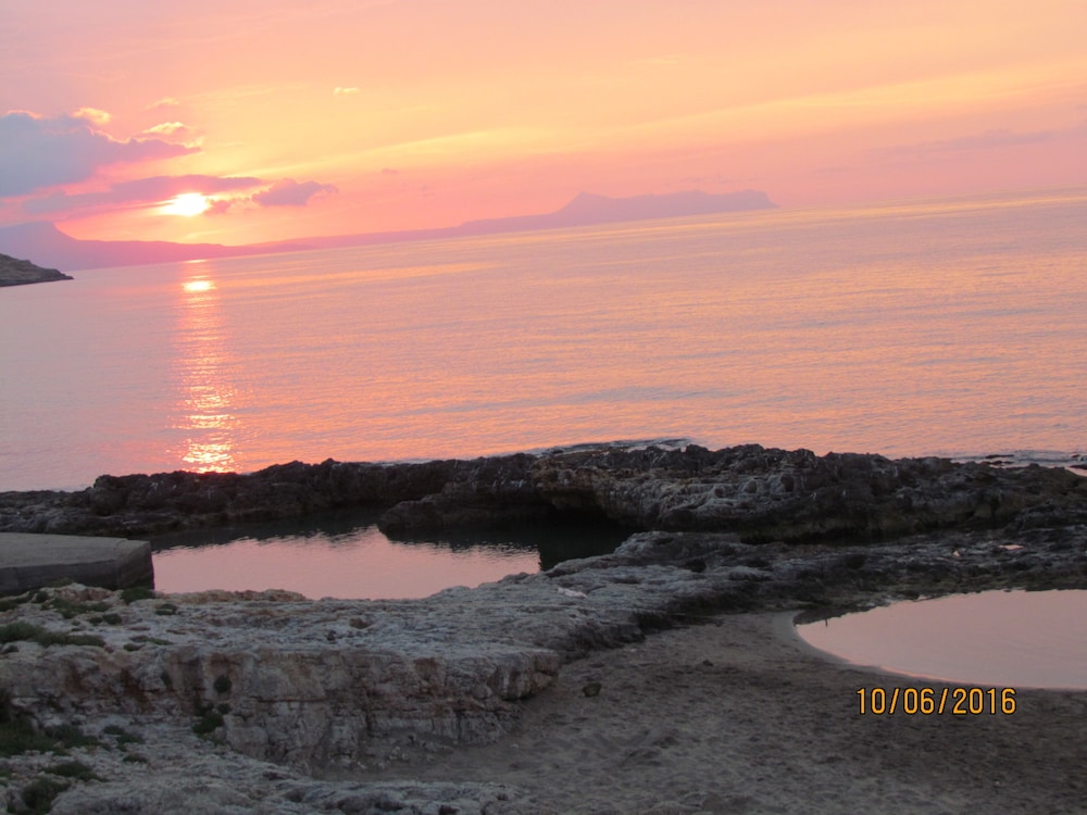 Archipelagos Hotel 33/46