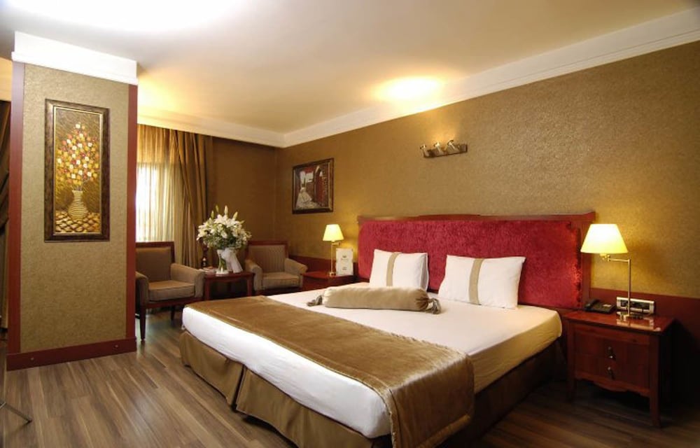 Boutique Princess Hotel 19/87
