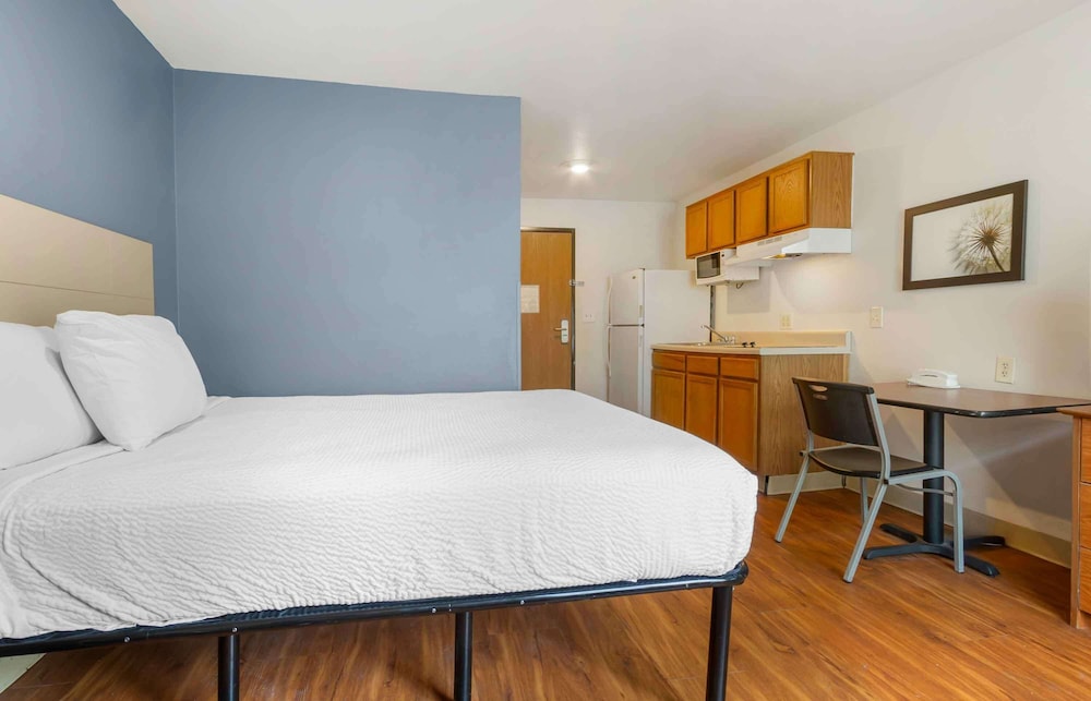 Extended Stay America Select Suites - Charleston - North Charleston - I-526 16/50