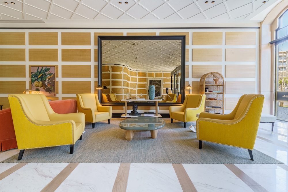 The Editory Boulevard Aliados Porto 26/46