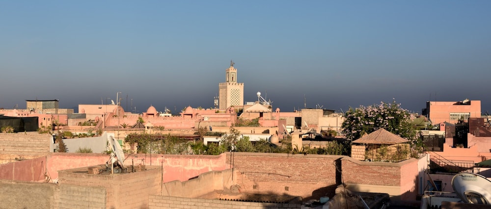 Riad Les Ammonites 57/63