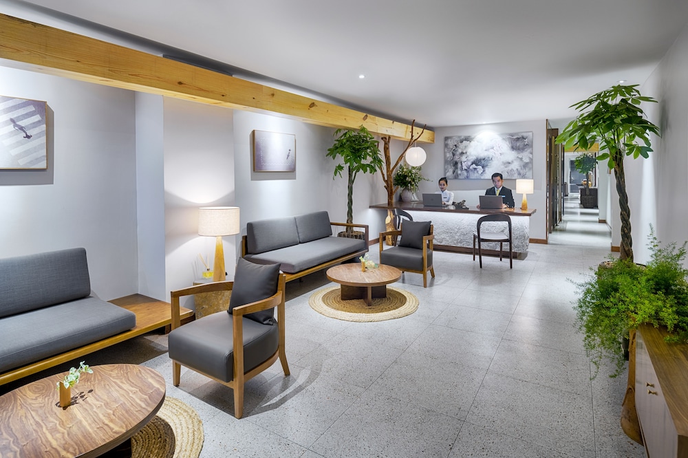 Silverland Min Hotel 30/47