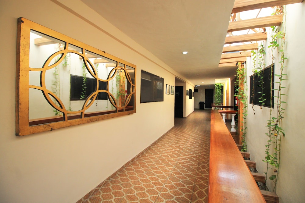 Hotel Posada Papagayo 24/36