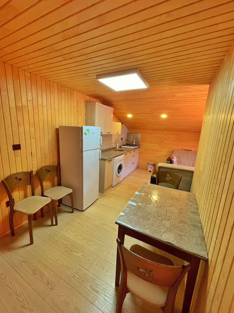 Zeren Apart 20/50