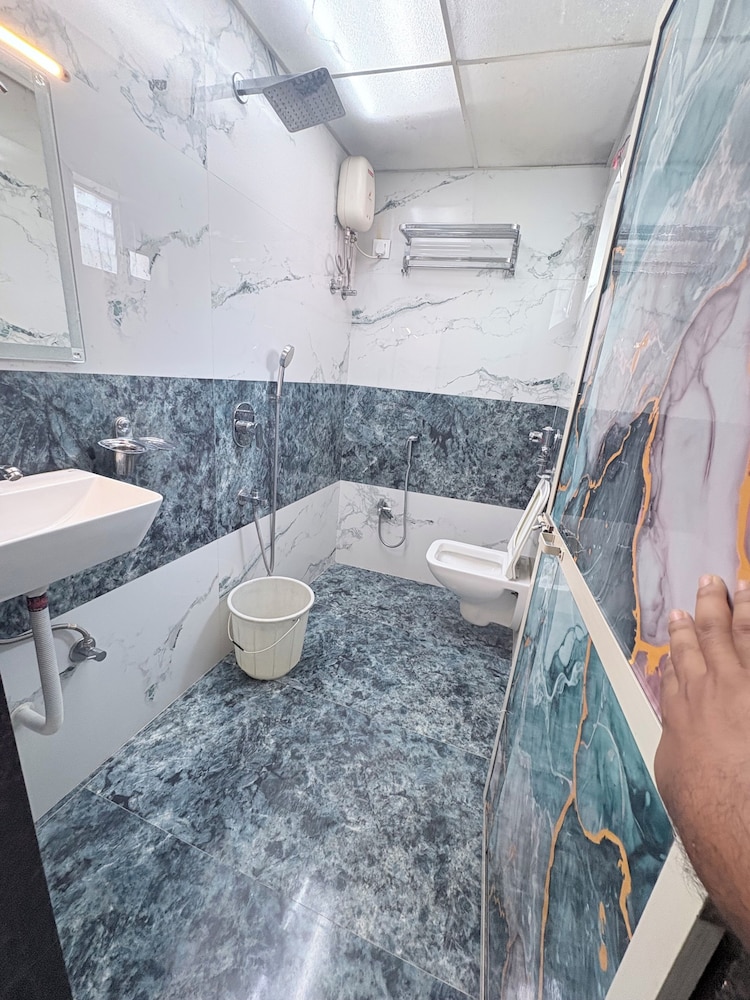 Hotel Broadway Colaba Mumbai 49/50