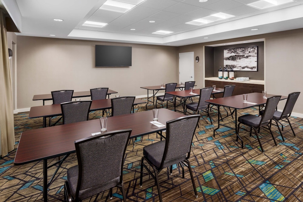 Residence Inn New Haven Hamden 16/27