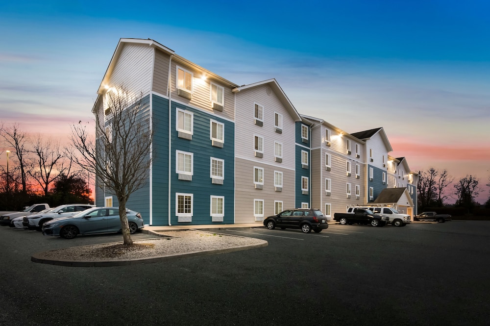 WoodSpring Suites Lexington photo5