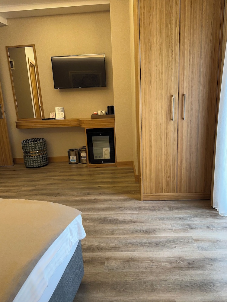 Hotel Ravi Istanbul 36/58