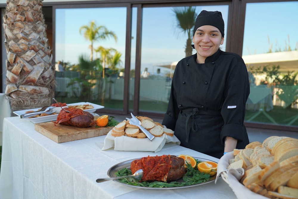 Luzia Agriresort 36/50