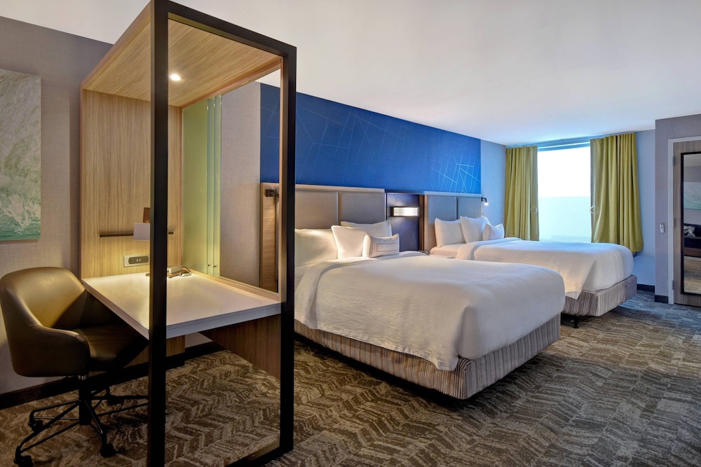 SpringHill Suites by Marriott Holland 9/24