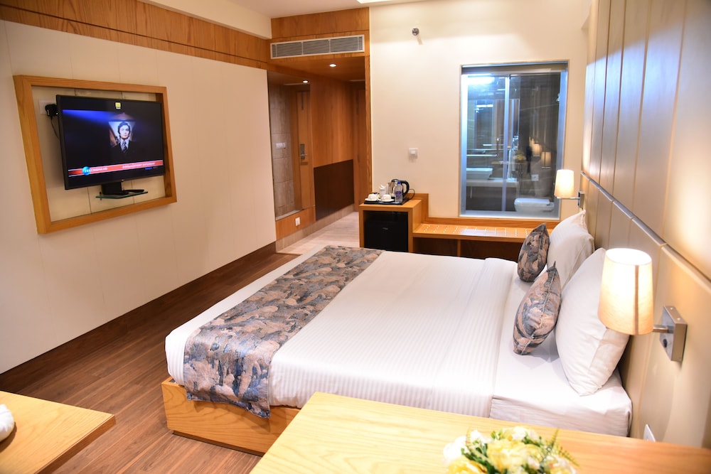 Hotel Narayanam 37/50
