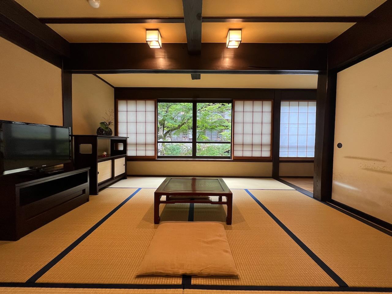 Japanese, No Building, Main Building