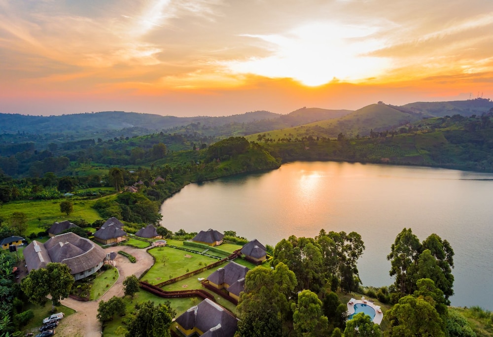 Crater Safari Lodge 34/50