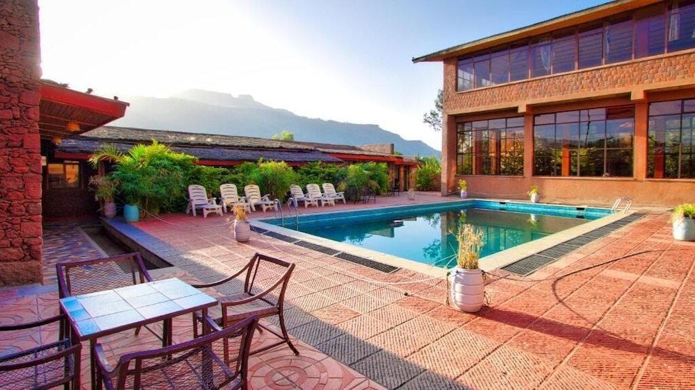 Lal Hotel And Spa 33/33