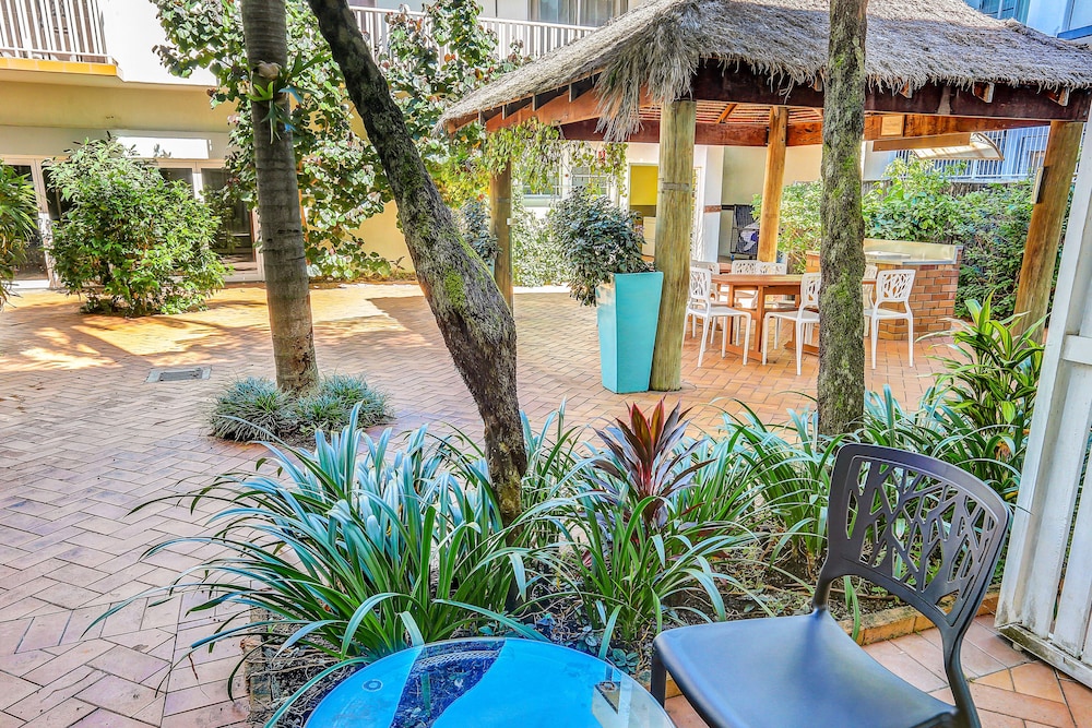 CORAL TREE INN in CAIRNS