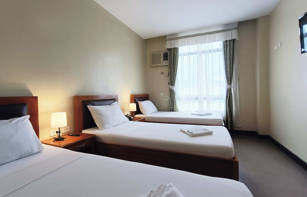 Fuente Oro Business Suites 25/68