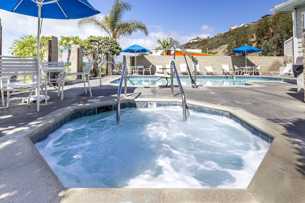 Capistrano Surfside Inn 71/83
