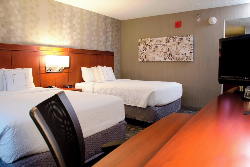 غرفة بسريرين كوين لذوي الإعاقة، Courtyard By Marriott Waterbury Downtown 2/2