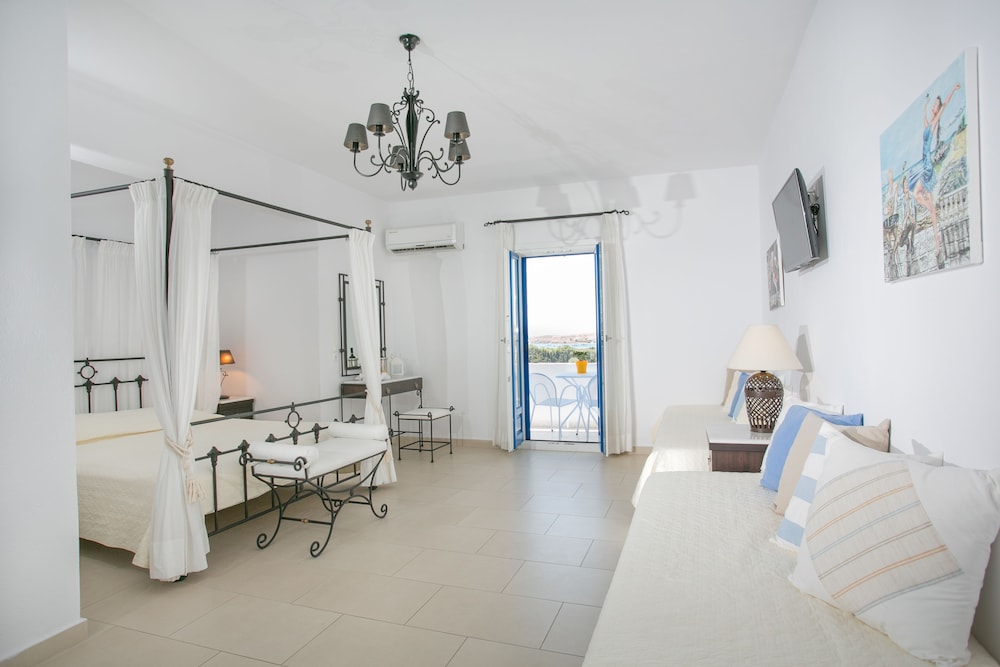 Pyrgaki Hotel 47/71