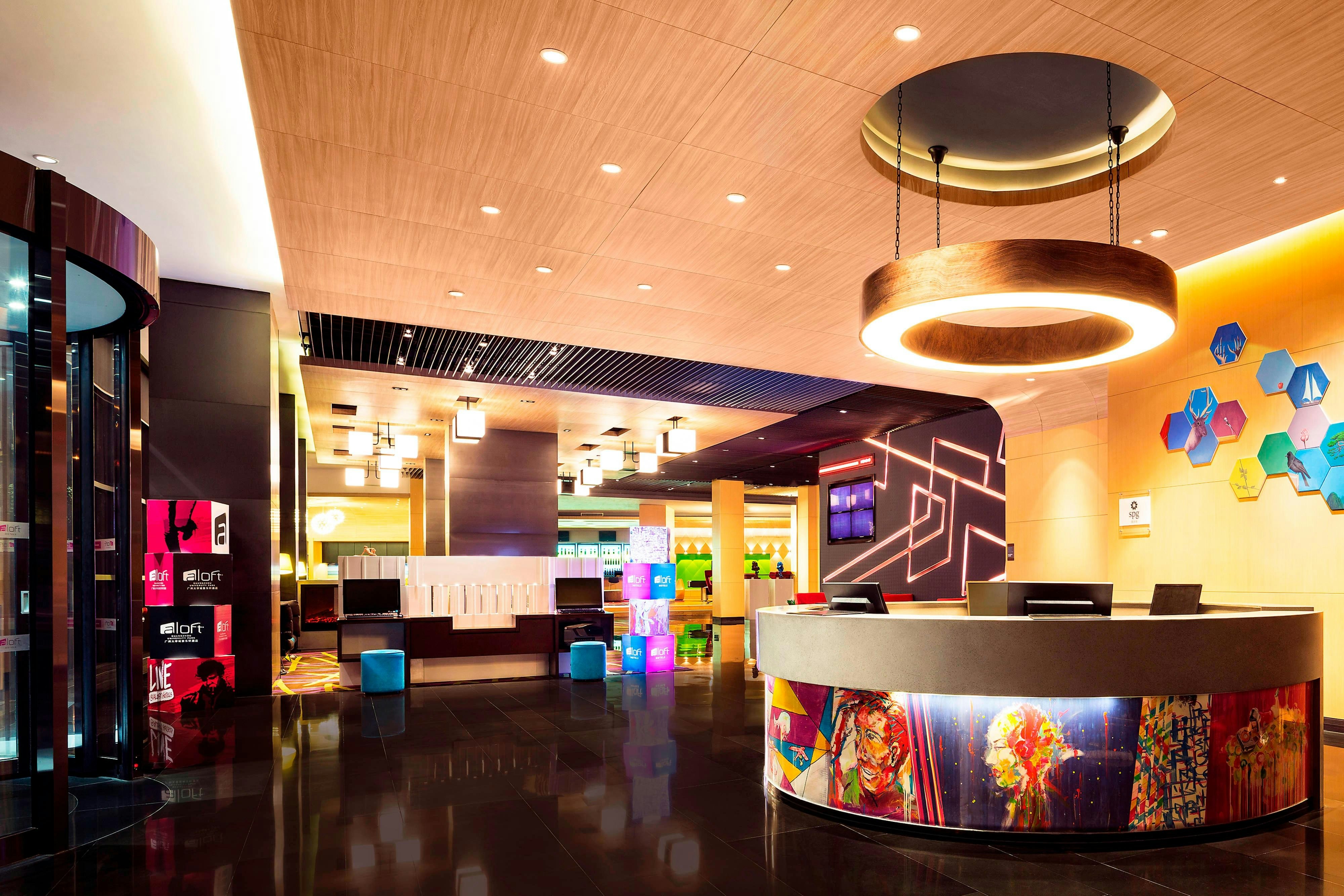 Aloft Guangzhou University Park 4/10