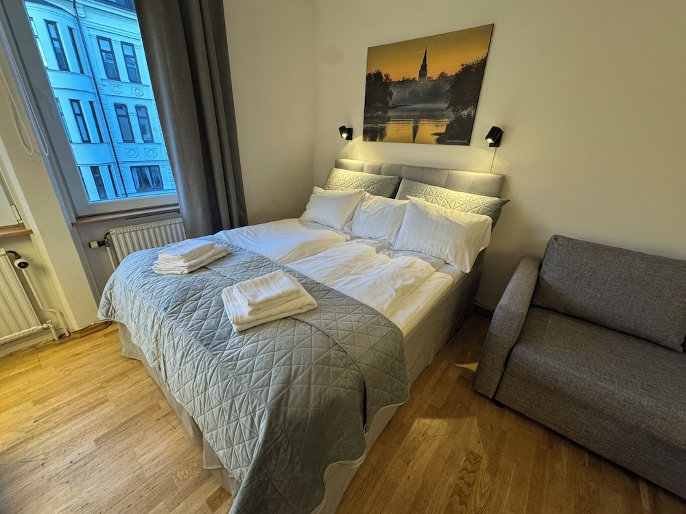 Solsta Hotell 8/42