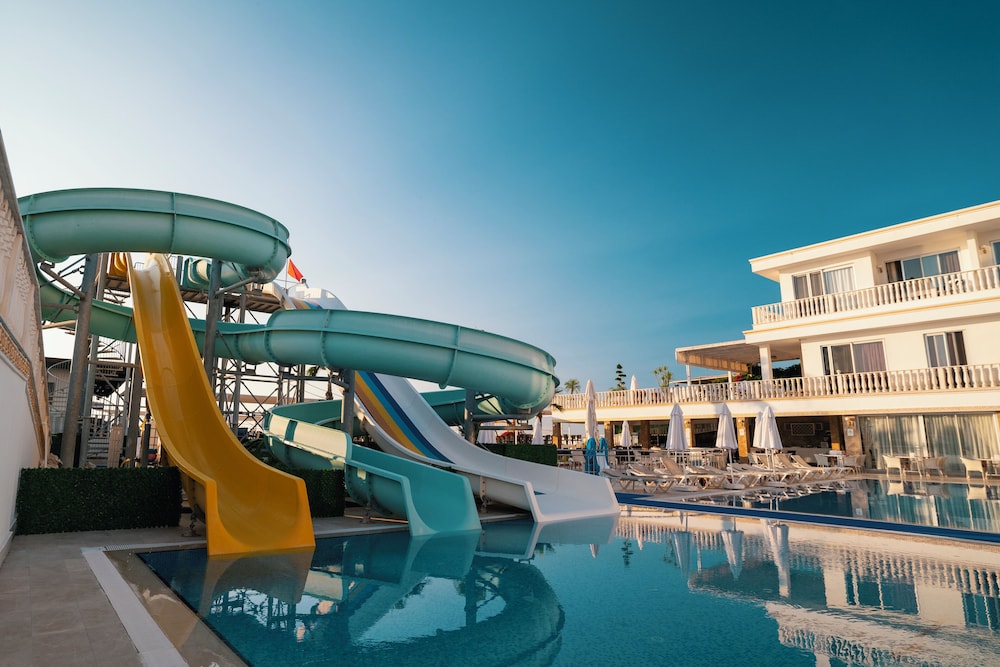 SL La Perla Hotel Kemer 43/50