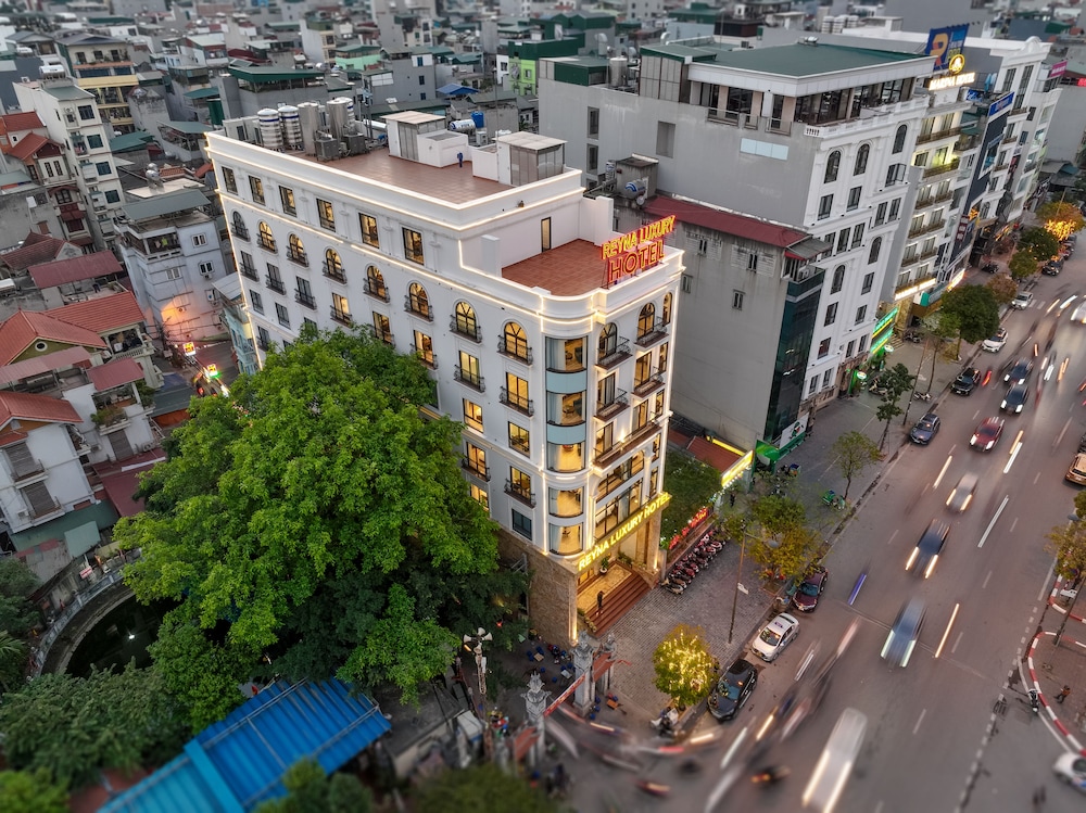 Reyna Luxury Hotel 2/50