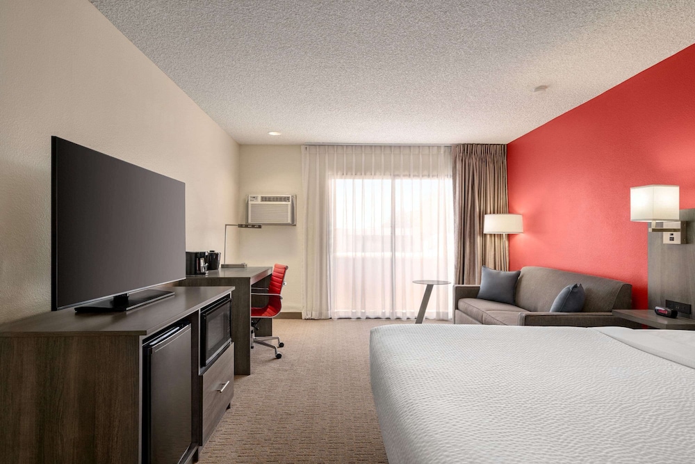 Las Palmas Hotel Tucson 10/41