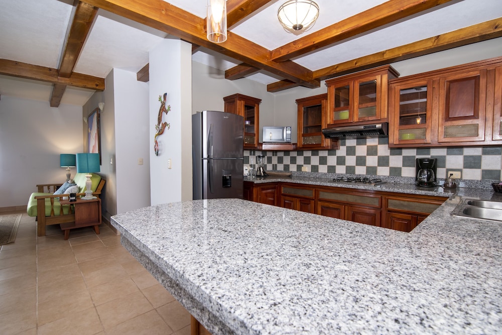 Villas Alturas 3/50