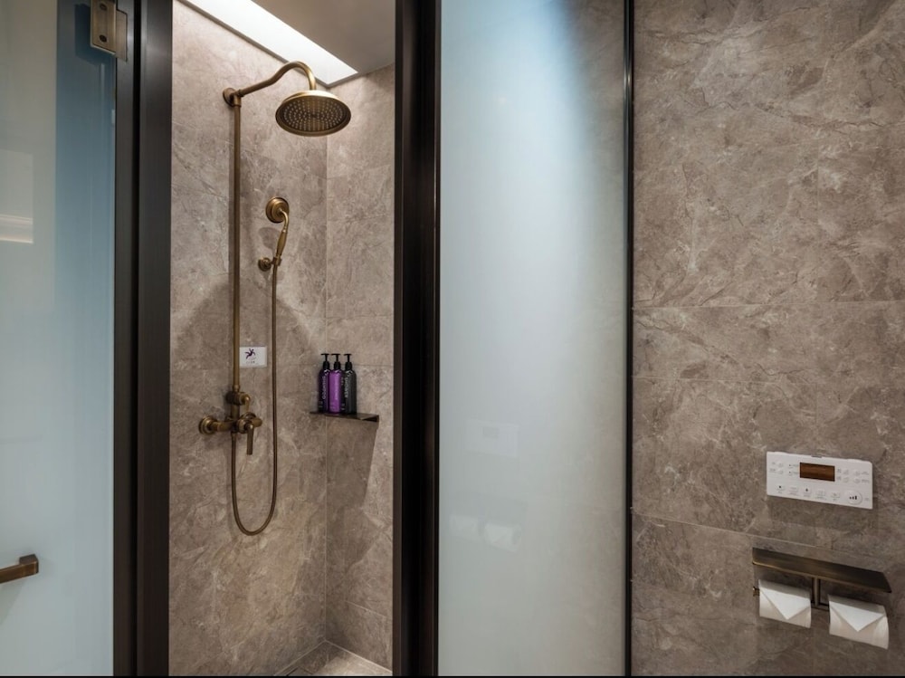 Mercure Hangzhou Qingchun 19/20