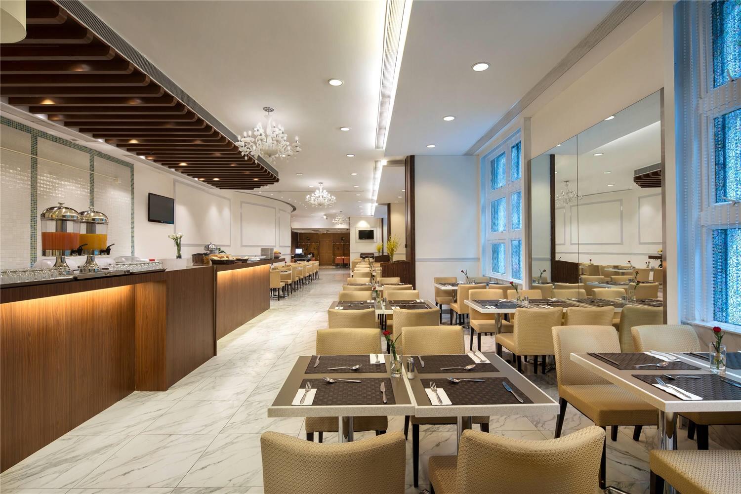 Ramada by Wyndham Hong Kong Grand View 30/36