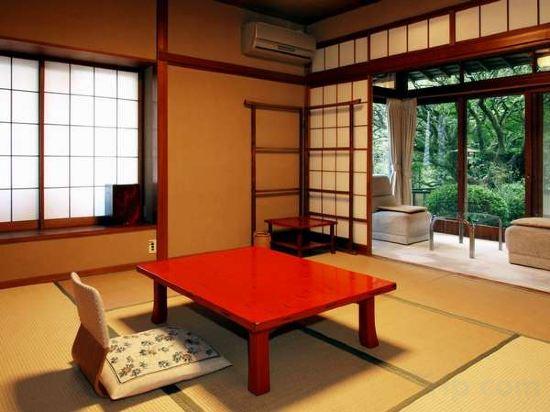 Yugawara Onsen Kamata 26/28