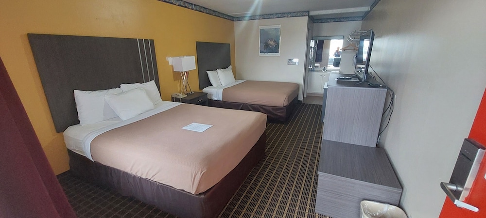 Rodeway Inn Kalkaska MI 8/22