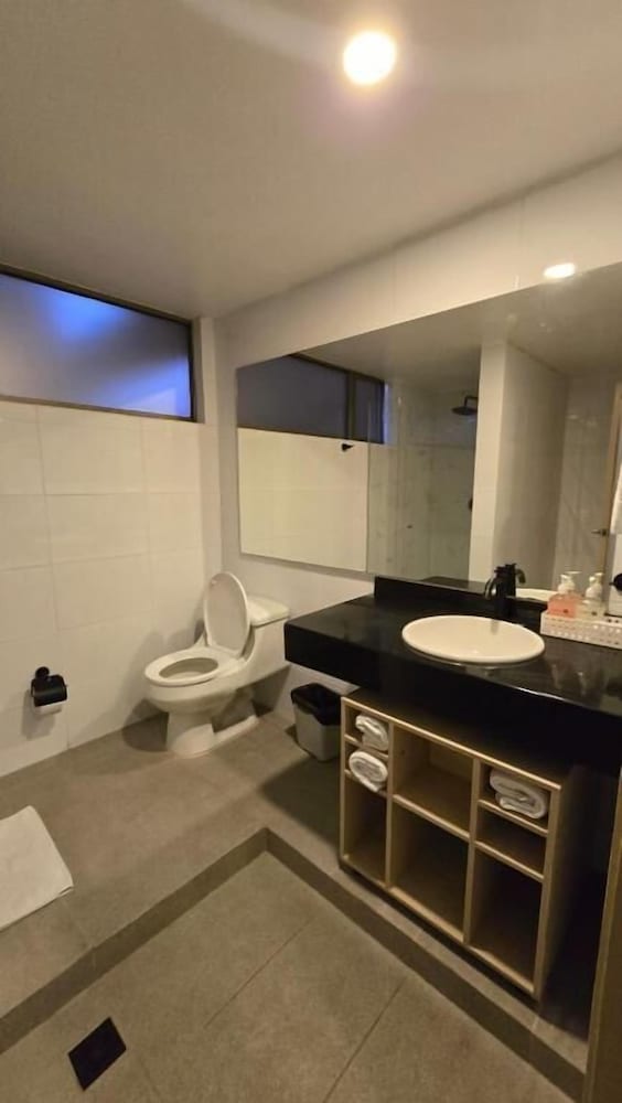 Confort 80 Zona Rosa Hotel 37/70