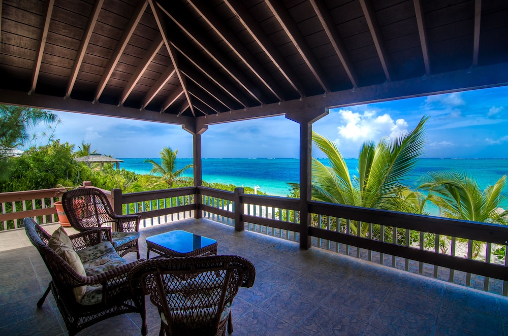 Grace Bay Beach Ocean Villas 19/50