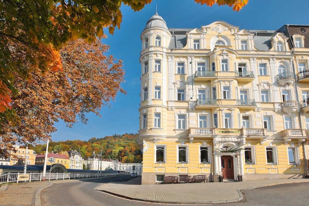 Belvedere Wellness Hotel in MARIANSKE LAZNE