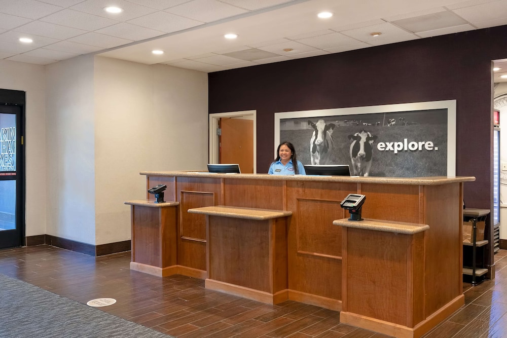 Hampton Inn & Suites Rohnert Park - Sonoma County 9/42