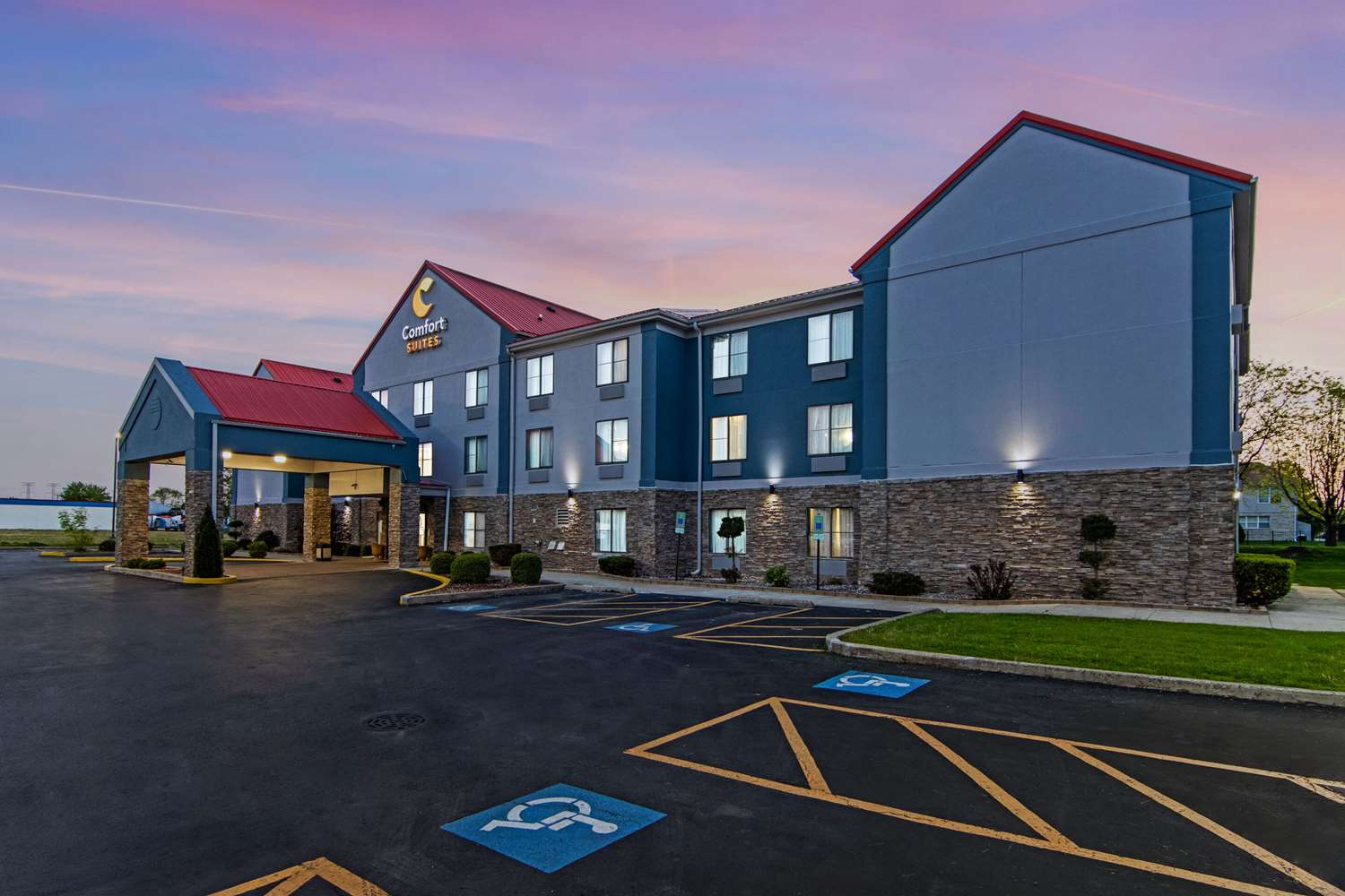 Comfort Suites Near I-80 And I-94 38/39
