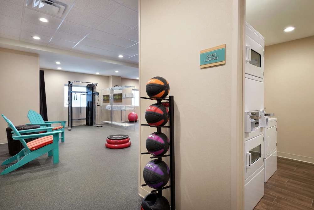 Home2 Suites by Hilton Orlando International Drive South 24/44