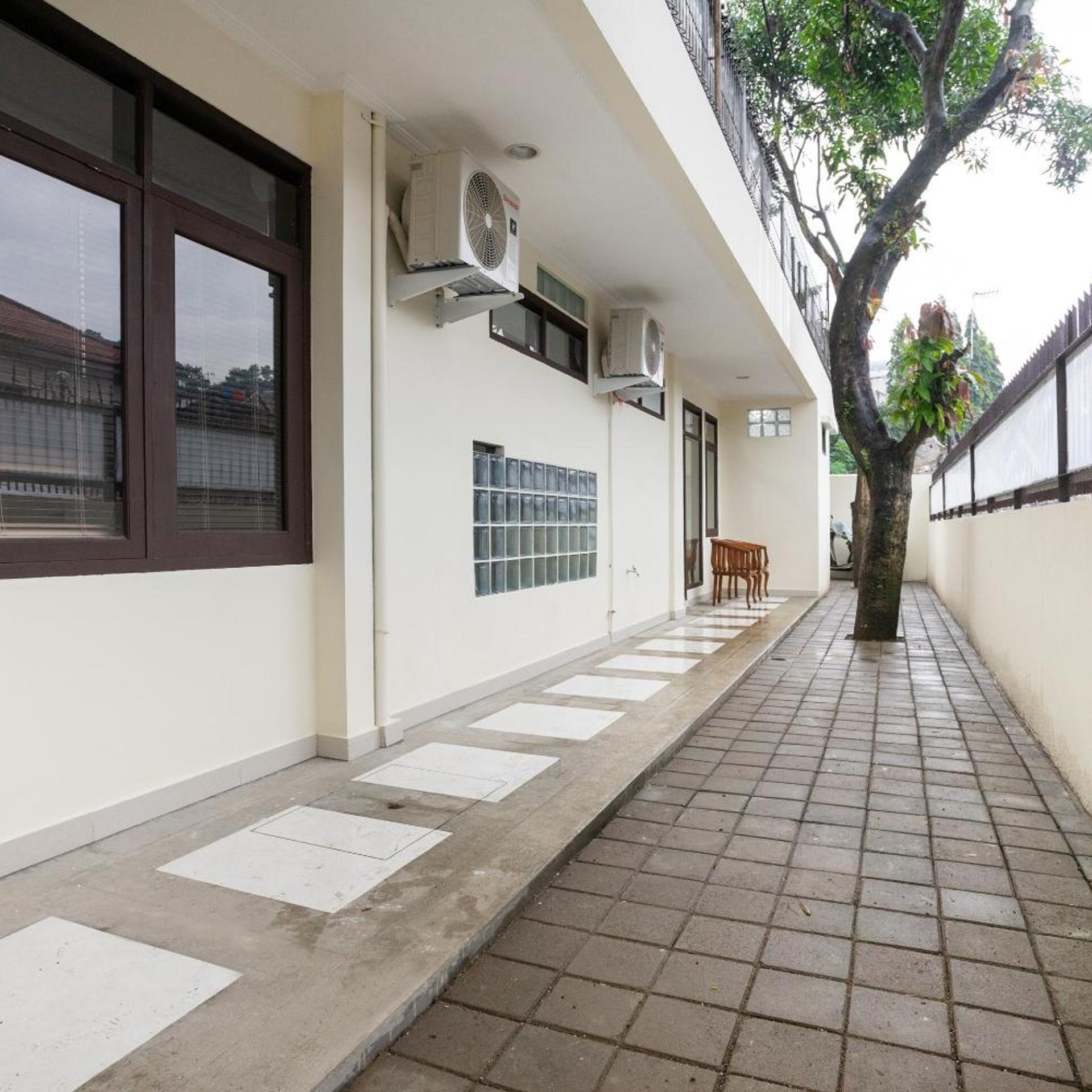Hotel O Hegarbudhi Residence 5/49