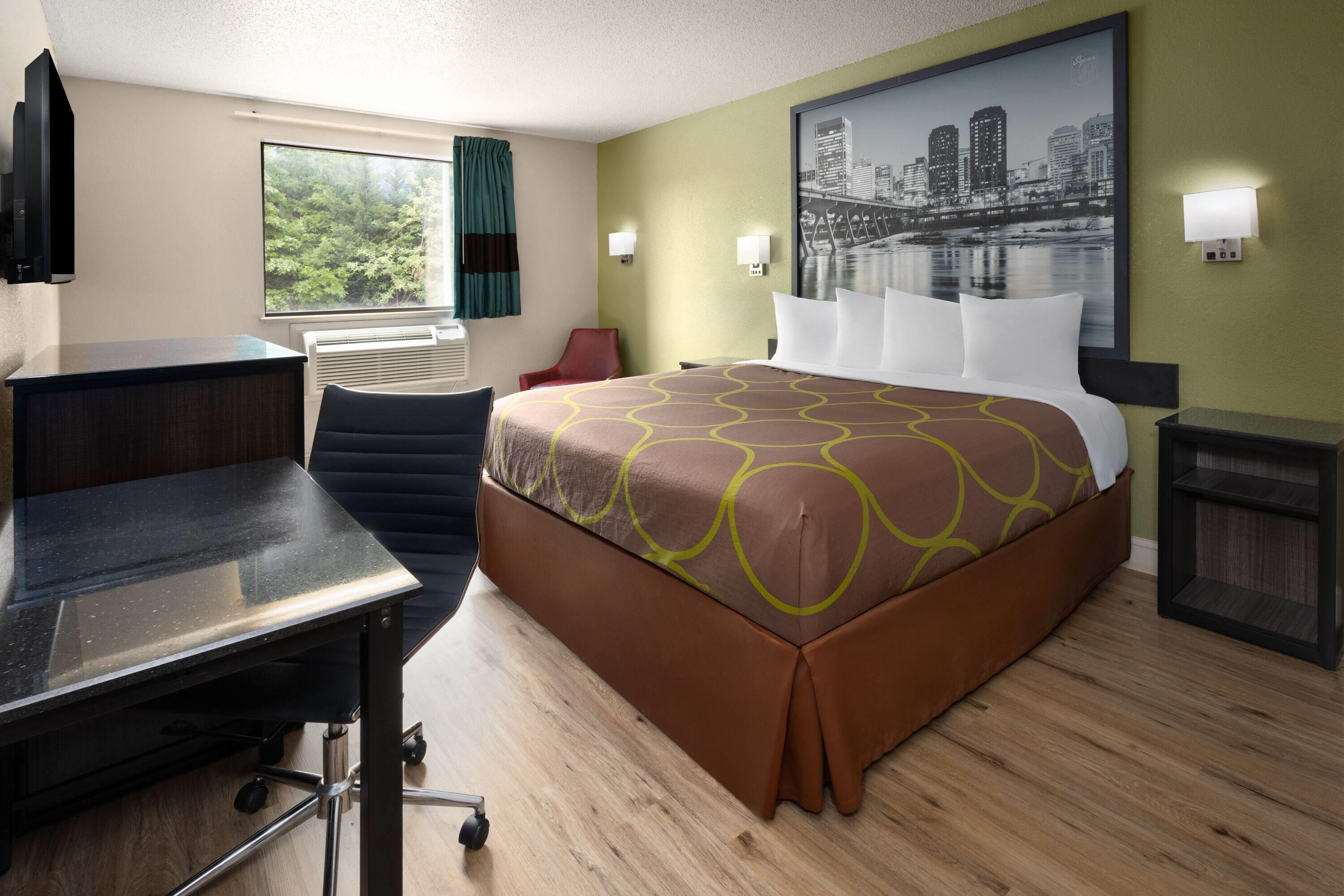 Room, King Bed