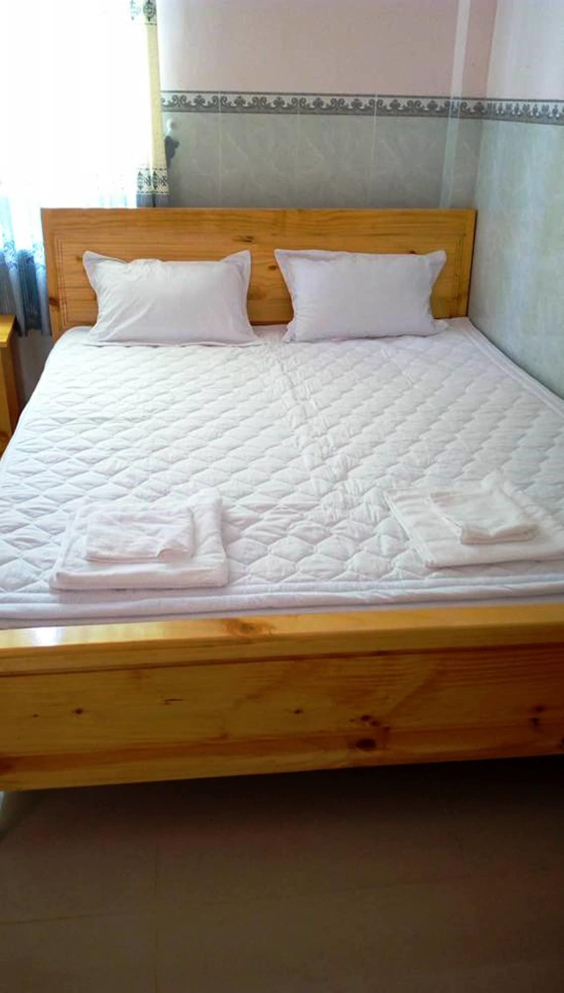 BASIC, DOUBLE BED