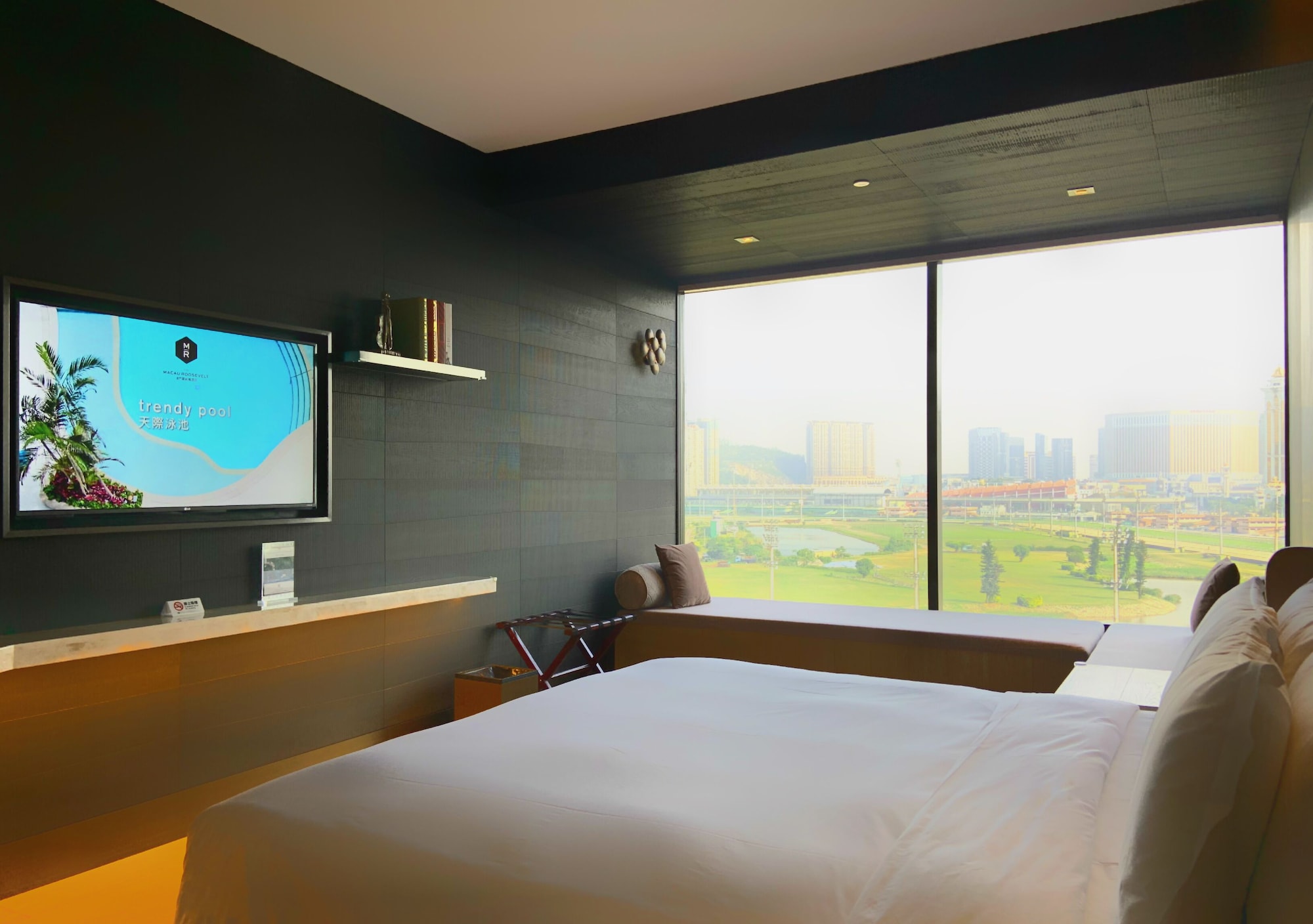 COTAI, DELUXE, KING BED