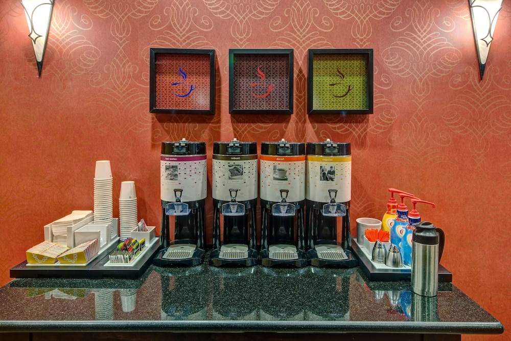Hampton Inn and Suites Corsicana in CORSICANA - TX